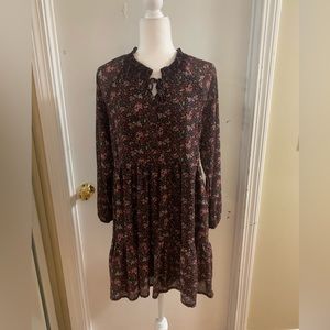 Gorgeous Woman’s Size Medium Floral Print Dress from American Eagle!